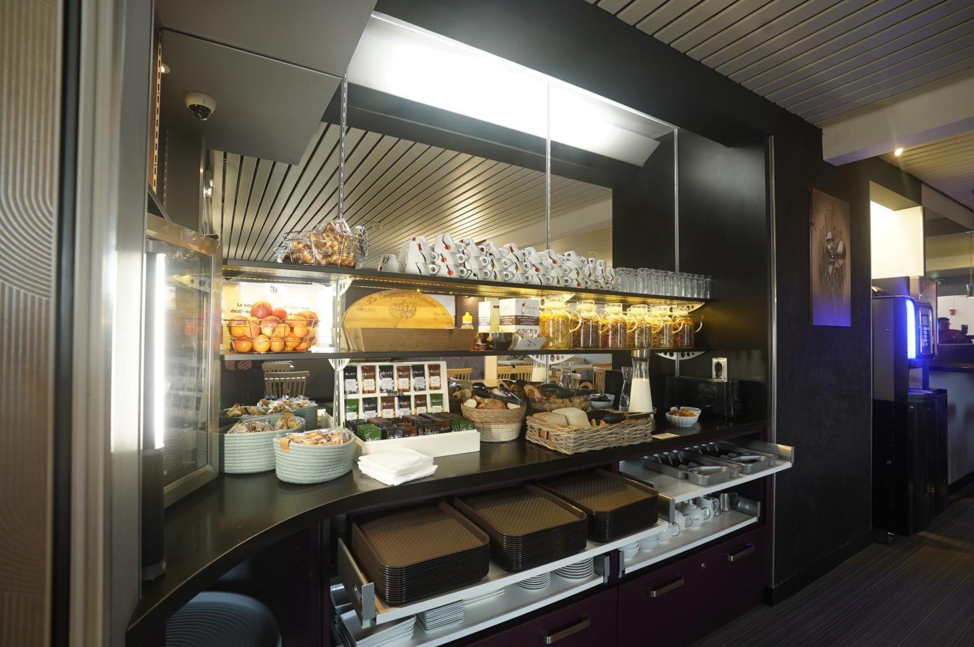 Anais Hotel Bourges Nord Saint-Doulchard Exterior foto