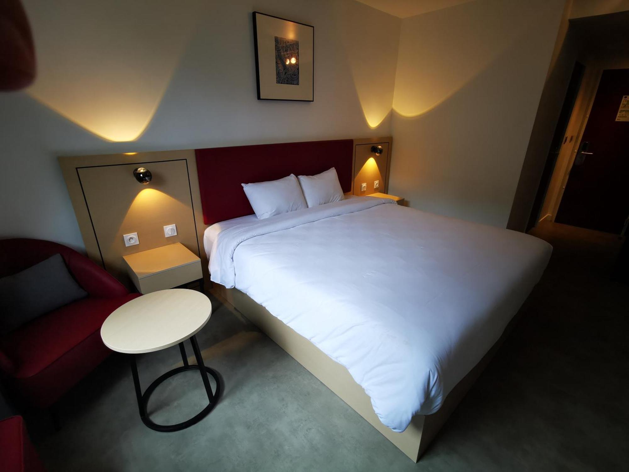 Anais Hotel Bourges Nord Saint-Doulchard Exterior foto
