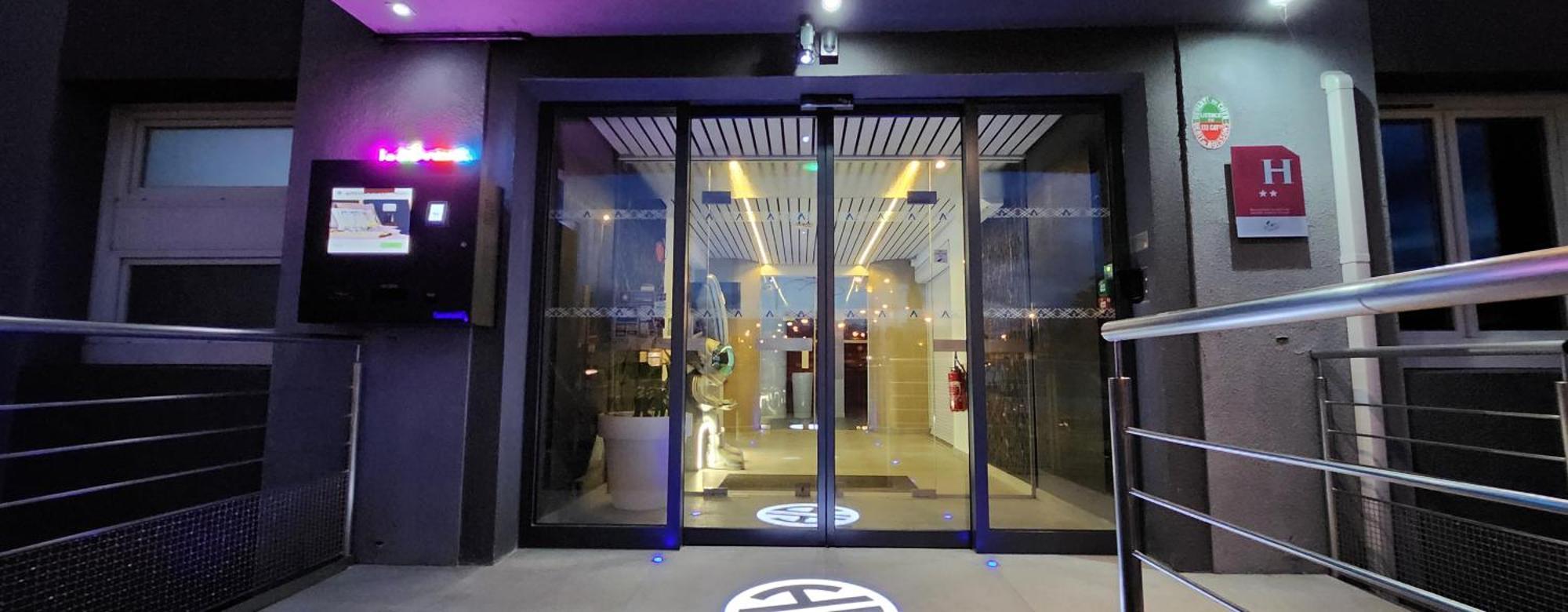 Anais Hotel Bourges Nord Saint-Doulchard Exterior foto